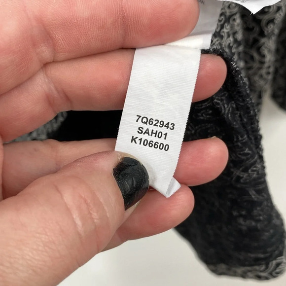 Lucky Brand Top Women’s size 1X Black White Embroidered Long Sleeve Boho Print‎ - Picture 9 of 12